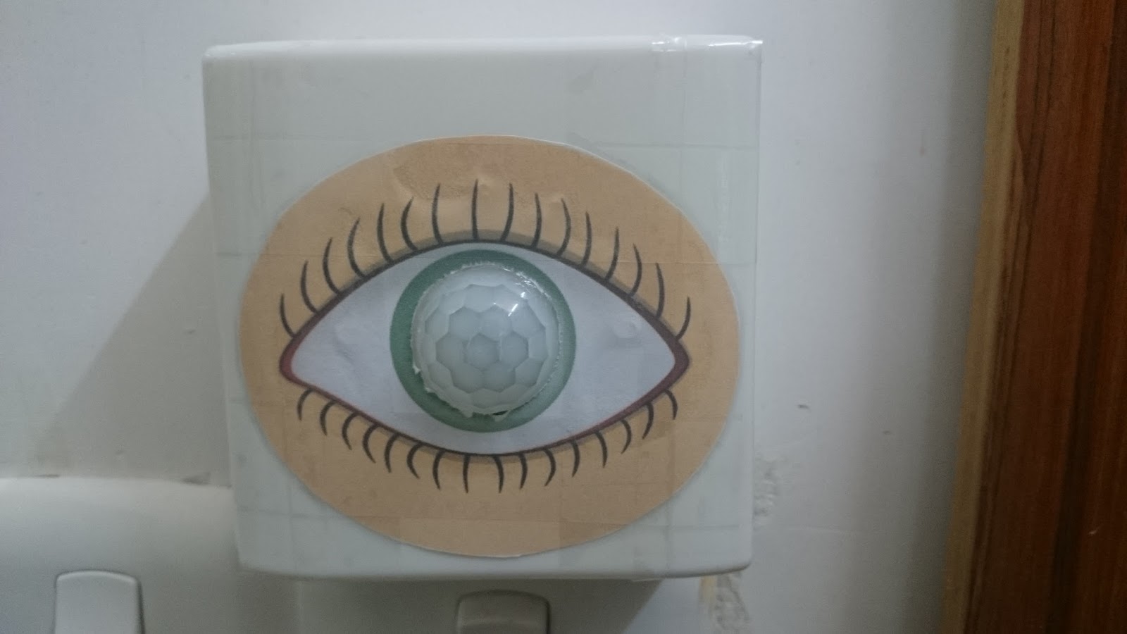 Simplest 220v motion light switch ~ Simple Projects