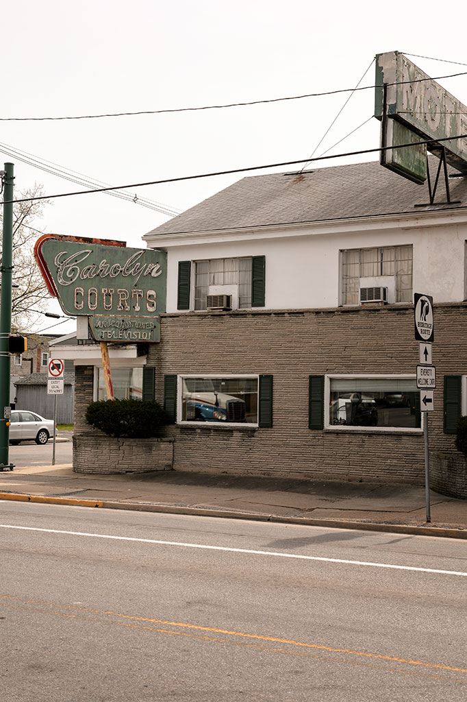 Carolyn Courts Motel - Everett, PA
