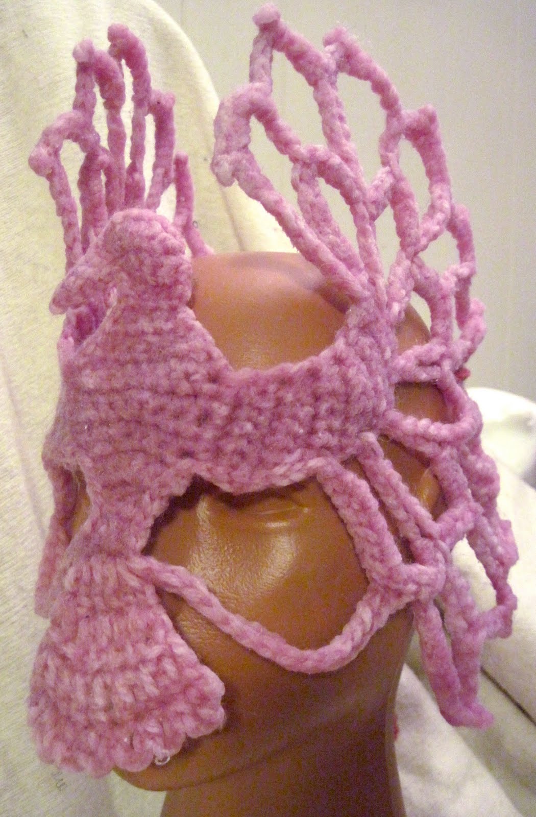zen-crochet-by-akua-lezli-hope-song-bird-mask