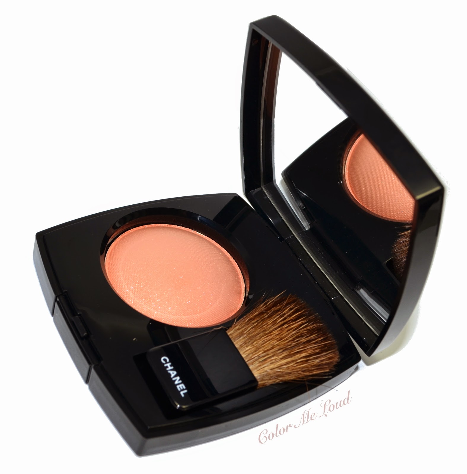 Chanel powder blush Joues Contraste Makeup Review