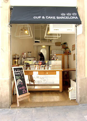 pop bakery cafe interior coffee roll retail door cake cup cafeteria barcelona mini tiny behind pequena shops jaime xx carts