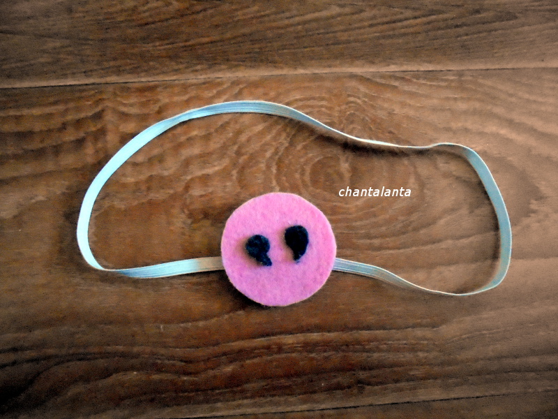 поролоновый пятачок. пятачок сделать своими руками. уши свиньи своими руками. пятачок сделать своими руками. нос свиньи своими руками.