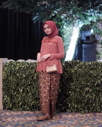 Baju Gamis Batik Yang Elegan Kombinasi Kain Sifon