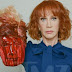 'I'm no longer sorry’ for decapitated Trump Photo' - Comedienne, Kathy Griffin retracts her apology (Video)