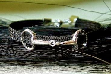 horsehairjewellery pferdehaarschmuck sieraadenvanpaardenhaar bijouxencrinsdecheval equestrianjewelry