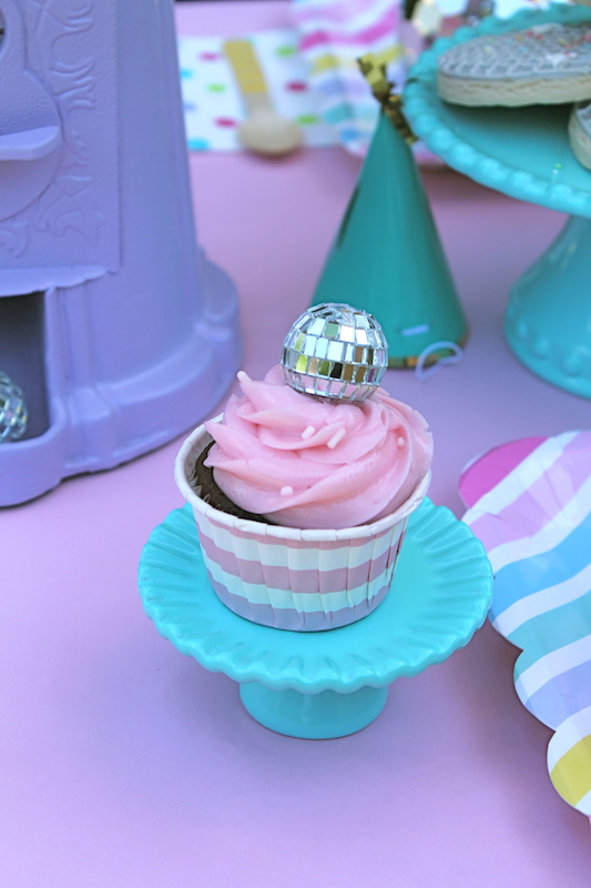 Disco Ball Ice Cream Party! LAURA'S little PARTY