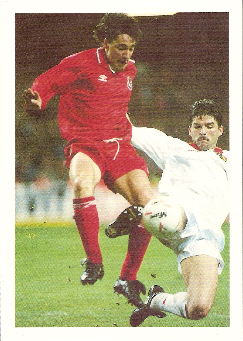 1993-94 Bassett /& Co World Beaters Italy Postcard Roberto Baggio