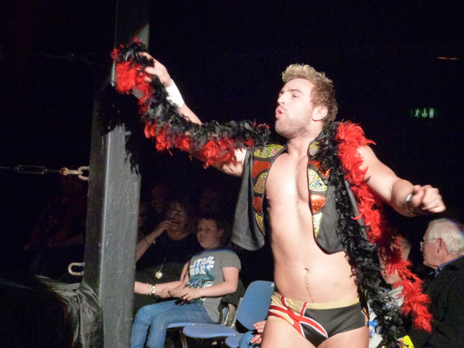 WRESTLESHOTS: NATHAN CRUZ V TONY SPITFIRE