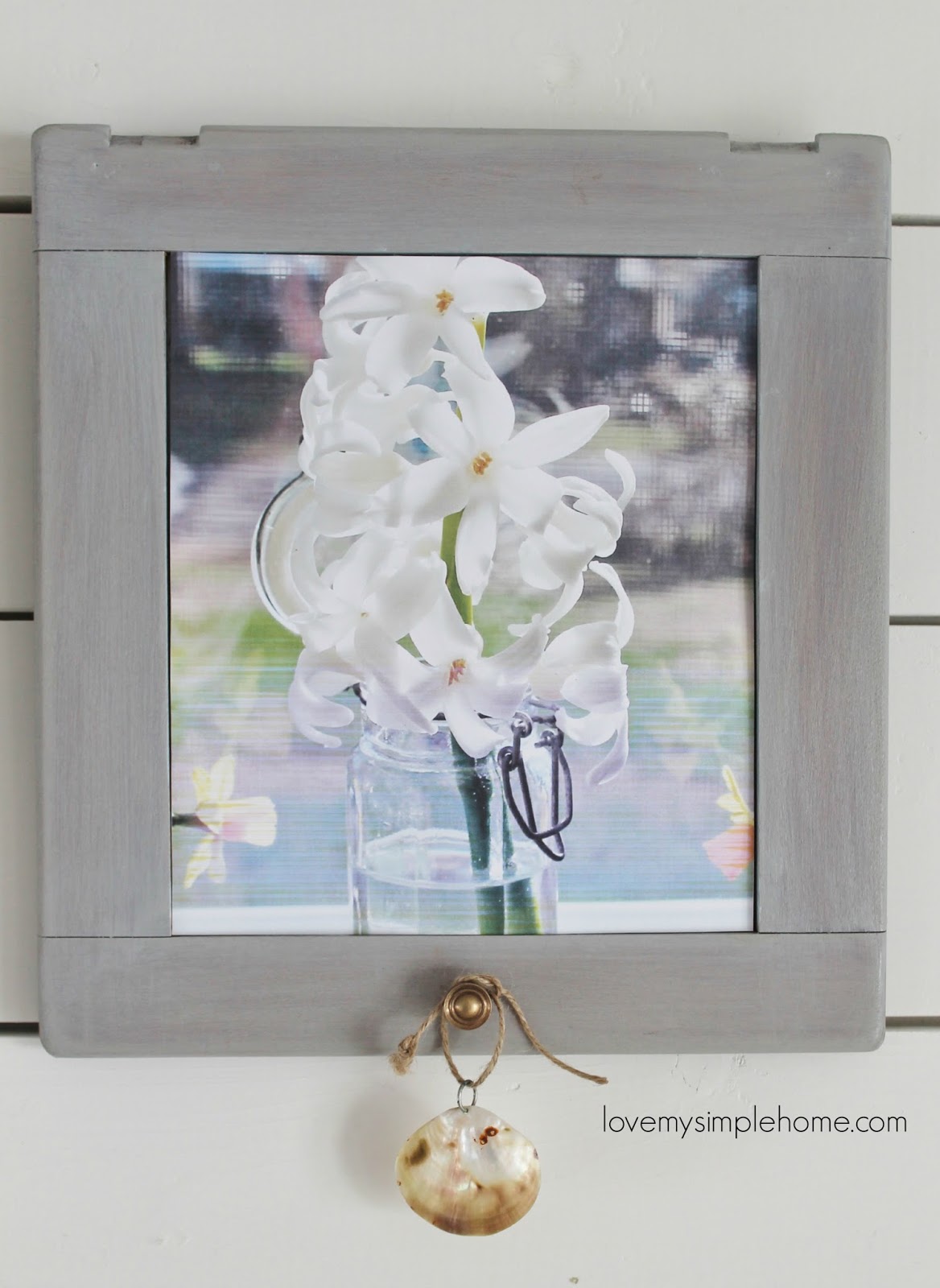 simple repurpose of doors into frames love my simple home