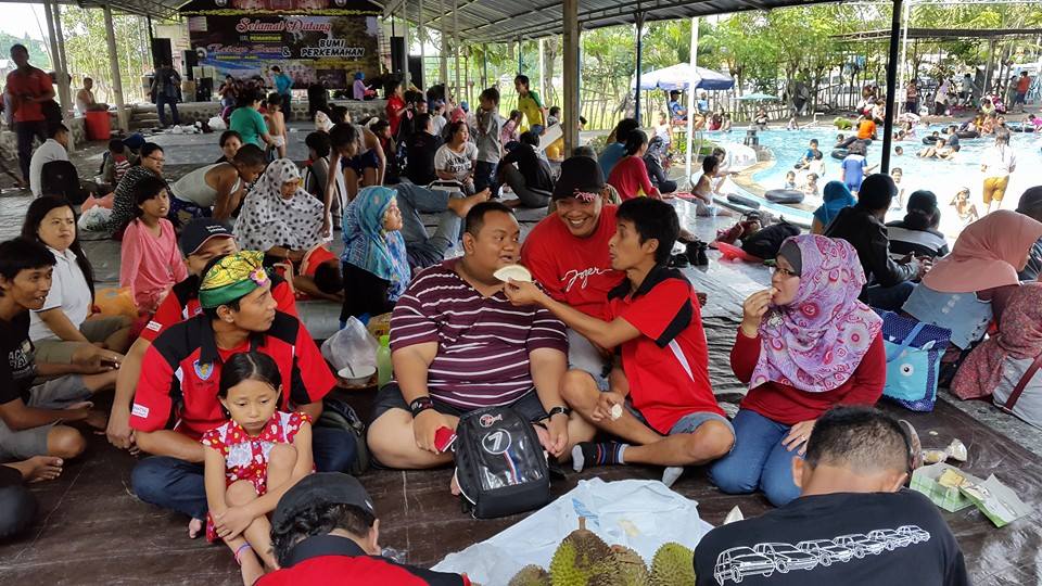 C2W Chapter Malang Raya Sidoarjo dan Surabaya tour de C2W Chapter Malang Raya Sidoarjo dan Surabaya tour de