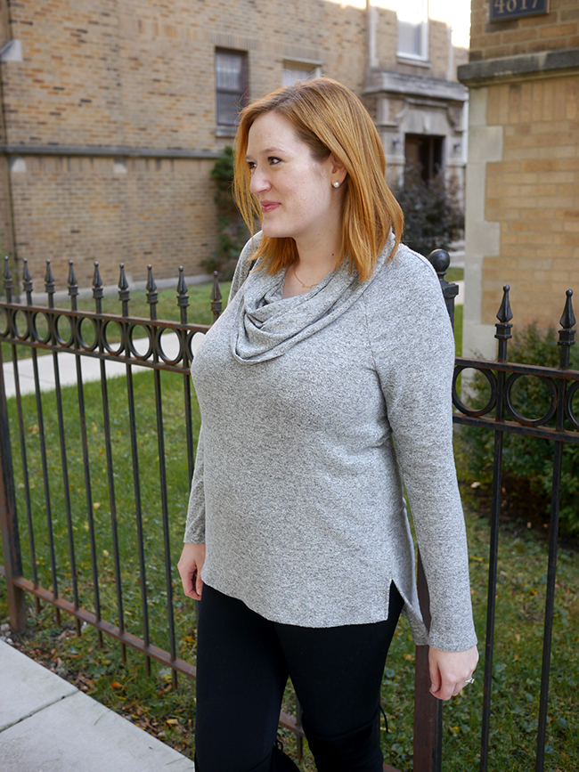 Kristina does the Internets: Cozy Convertible Sweater