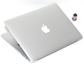 MacBook Air 13 Inchi Intel Core i5 Mid 2011