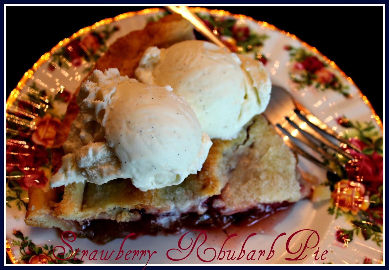 Sweet Tea and Cornbread Strawberry Rhubarb Pie!
