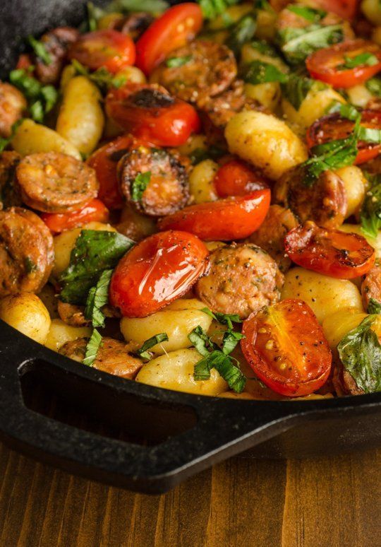 Late summer nights call for easy food that is also fresh and vibrant, abundant with tomatoes, herbs, and other garden booty. This skillet is the dish I make when I want a 15-minute meal with just a handful of ingredients, but one that tastes like summer in the mouth. Late summer nights call for easy food that is also fresh and vibrant, abundant with tomatoes, herbs, and other garden booty. This skillet is the dish I make when I want a 15-minute meal with just a handful of ingredients, but one that tastes like summer in the mouth.