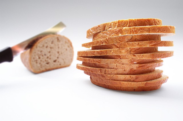 Menyimpan Roti