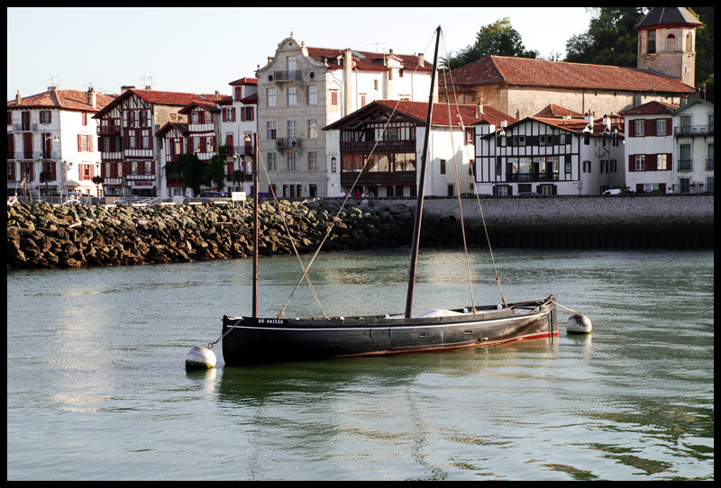 Qaumaniq Saint Jean de Luz Les bateaux Qaumaniq Saint Jean de Luz Les bateaux