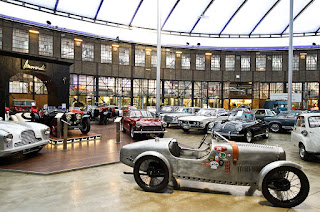 El museo de coches clásicos de Düsseldorf El museo de coches clásicos de Düsseldorf