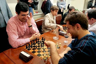 Echecs : Vladimir Kramnik face à Levon Aronian en blitz © site officiel 