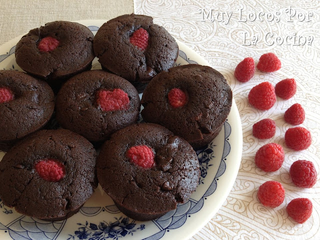 Muffins de Chocolate y Frambuesas (sin huevo y sin lactosa)