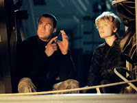 Steven Seagal Erica Elaniak Under Siege 1992 action movie