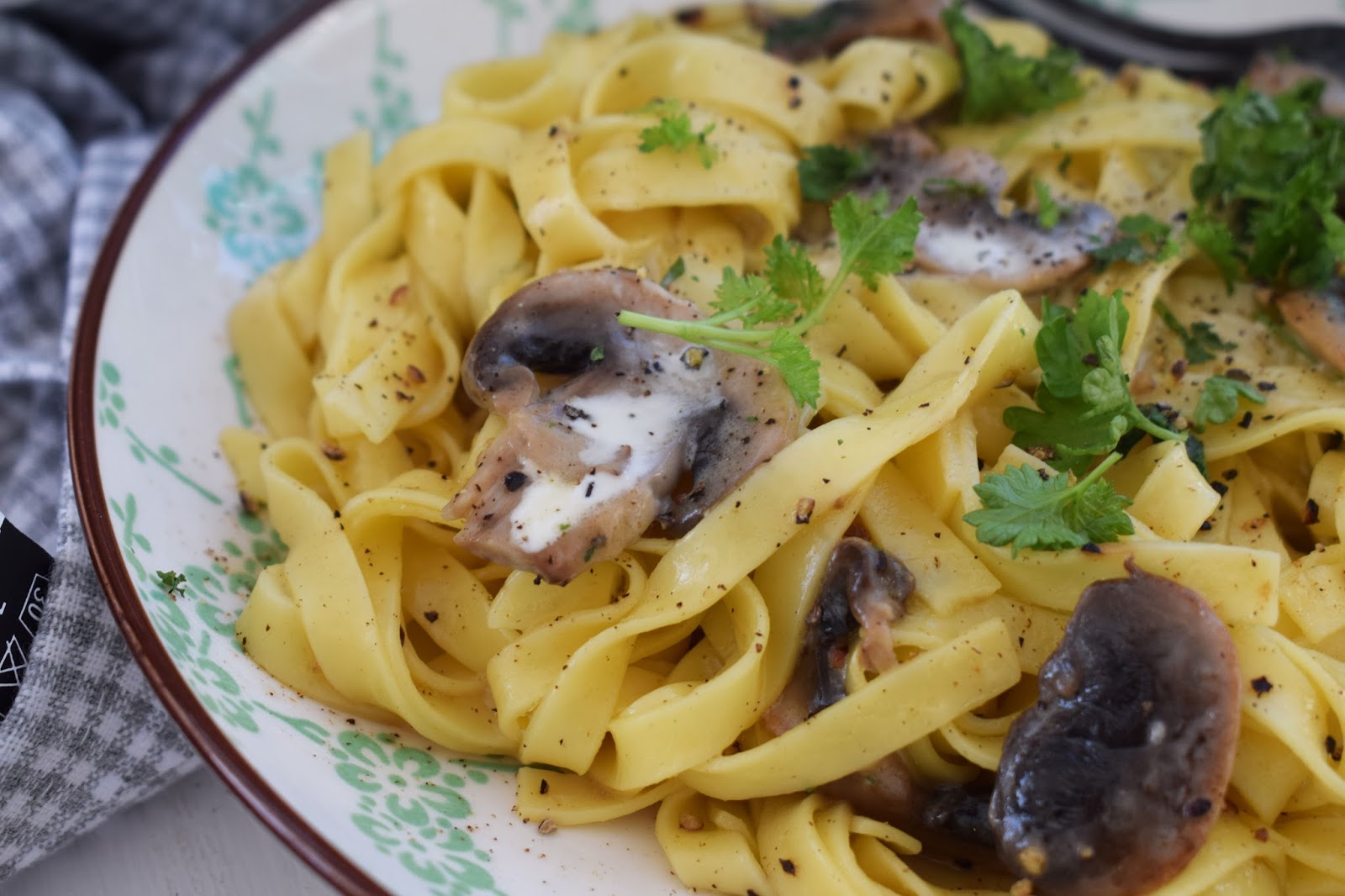 Smaskelismaskens Vegetarisk Pasta Alfredo med champinjoner