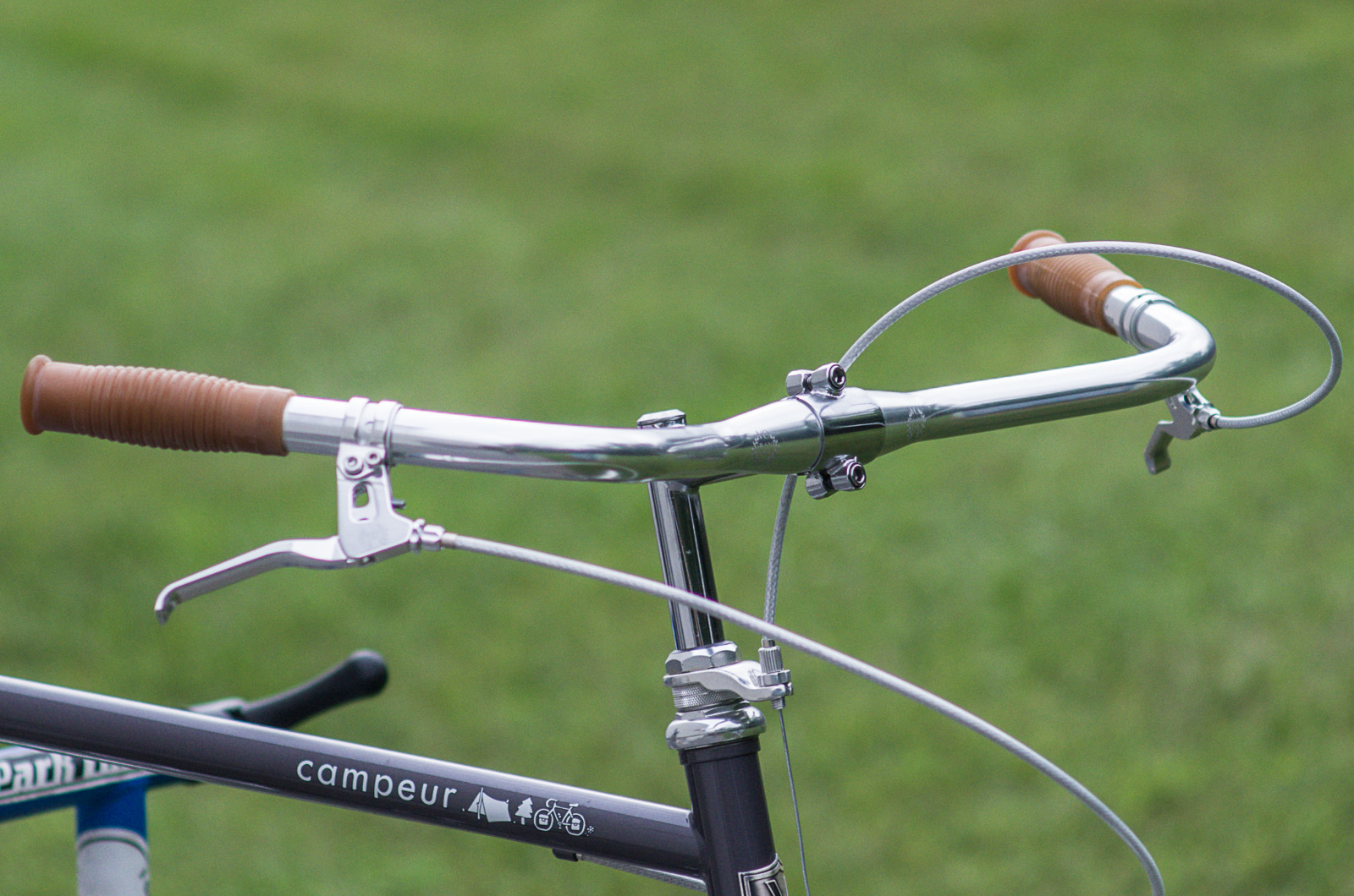 Grand Cru Velo Orange Curvy Too Velo Orange Klunker Handlebar - Main Image