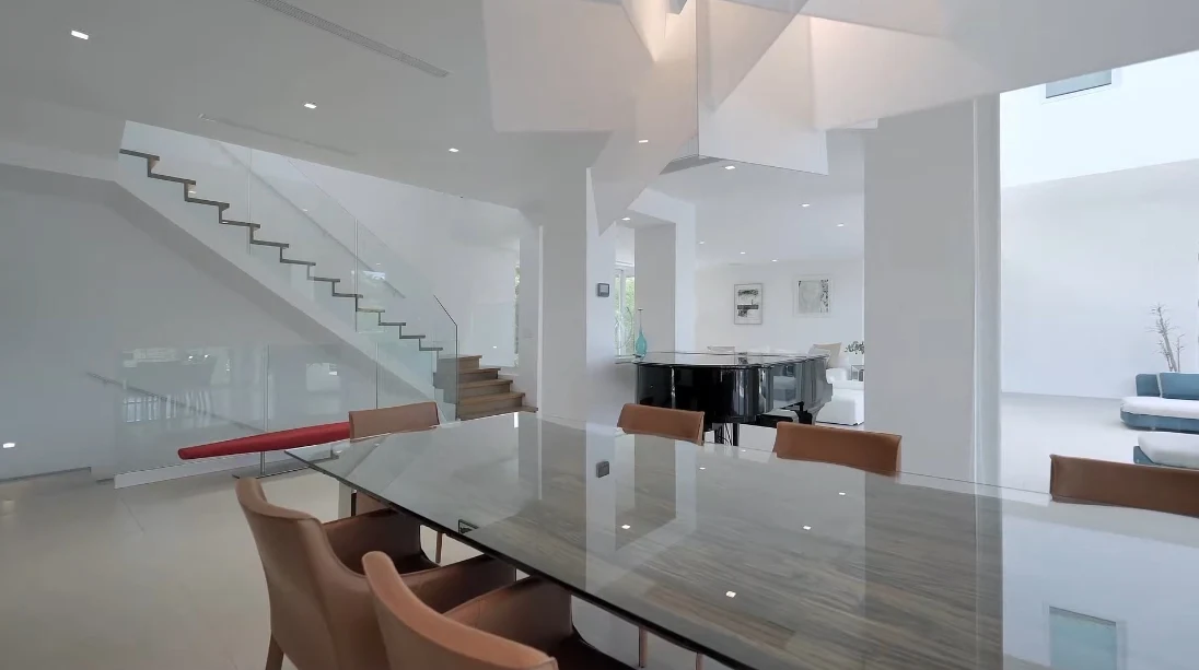 33 Interior Design Photos vs. 481 S Mashta Dr, Key Biscayne, FL Luxury Home Tour