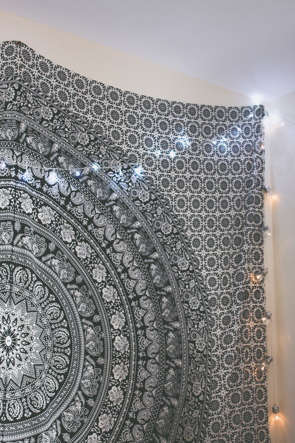 University student room tour | www.hannahemilylane.com