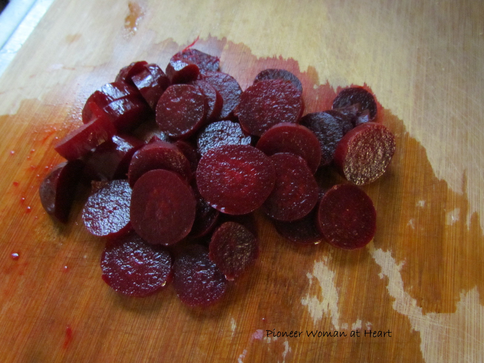 Pioneer Woman at Heart Heat Returns Spiced Pickled Beets Finished