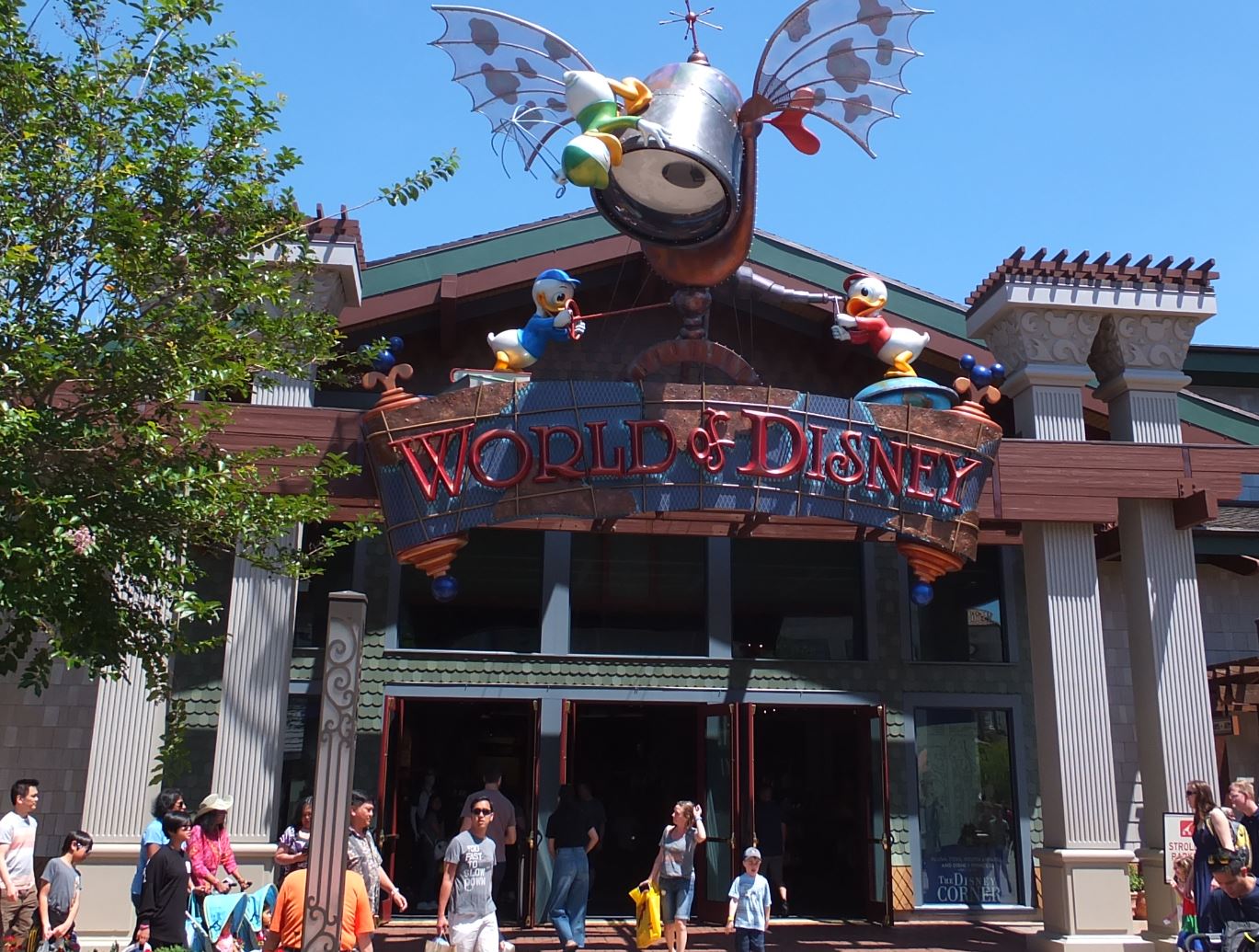 10 Amazing things to do at Disney Springs