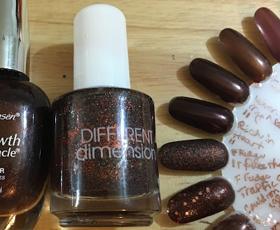 Delicious Color: It Rubs The Lotion On Its Skin