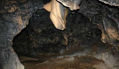 Historical cave Kiskendo