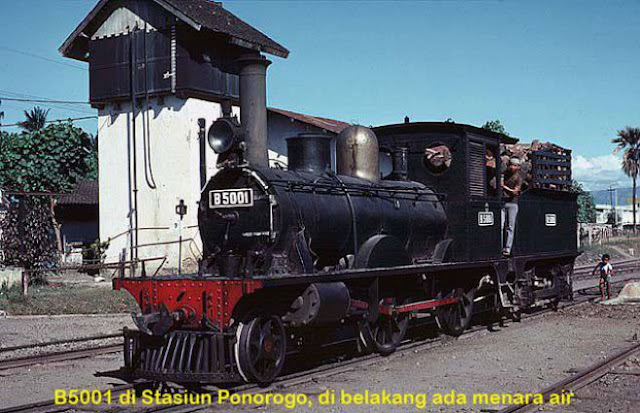 Sekitar tahun 1970-an, jalur ini masih menjadi moda transportasi primadona masyarakat karena murah meriah. Sekitar tahun 1970-an, jalur ini masih menjadi moda transportasi primadona masyarakat karena murah meriah.
