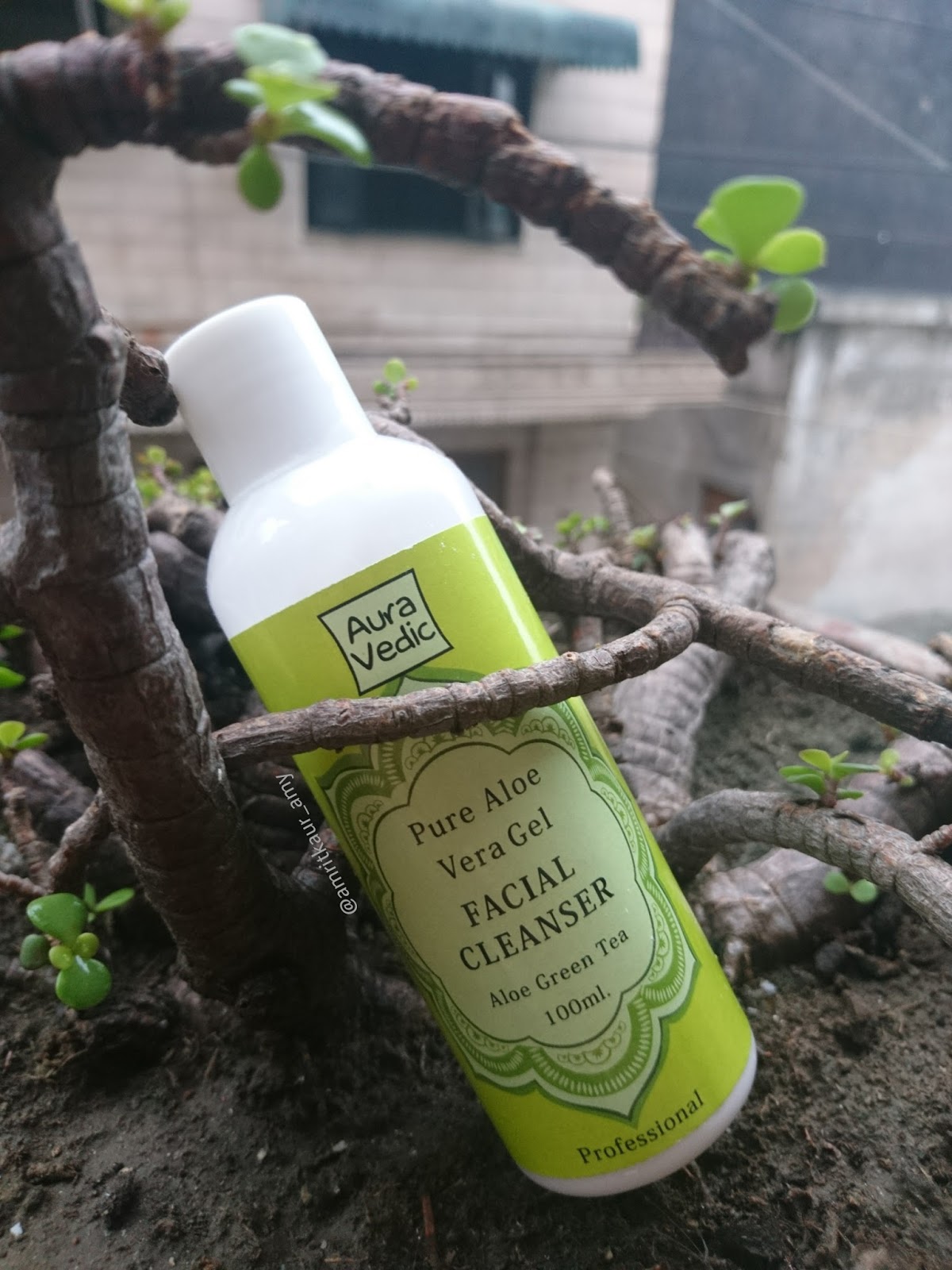 Aura Vedic Pure Aloe Vera Gel Facial Cleanser Amrit Kaur (Amy