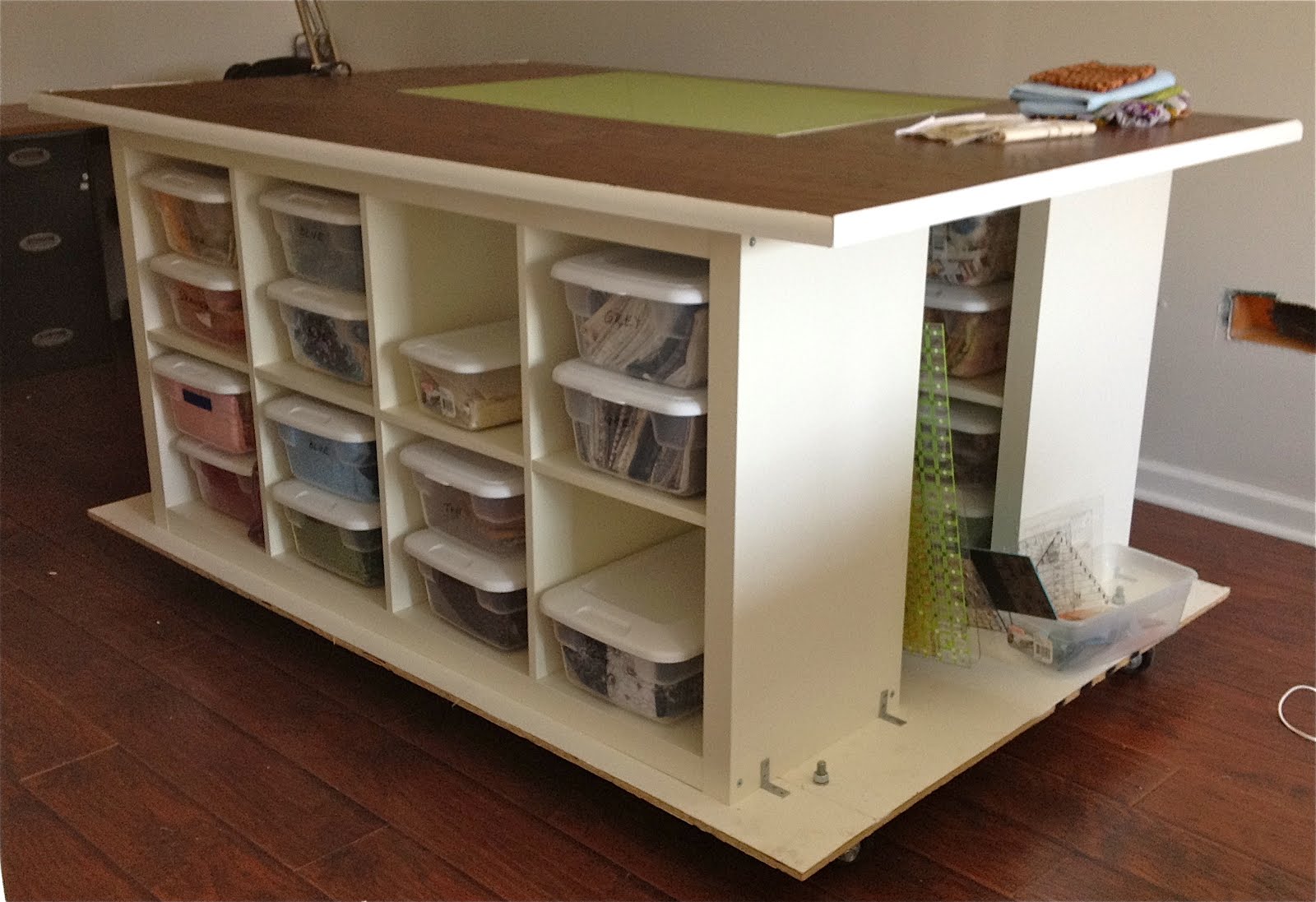 Quilters Table With Storage Get Home Decorating