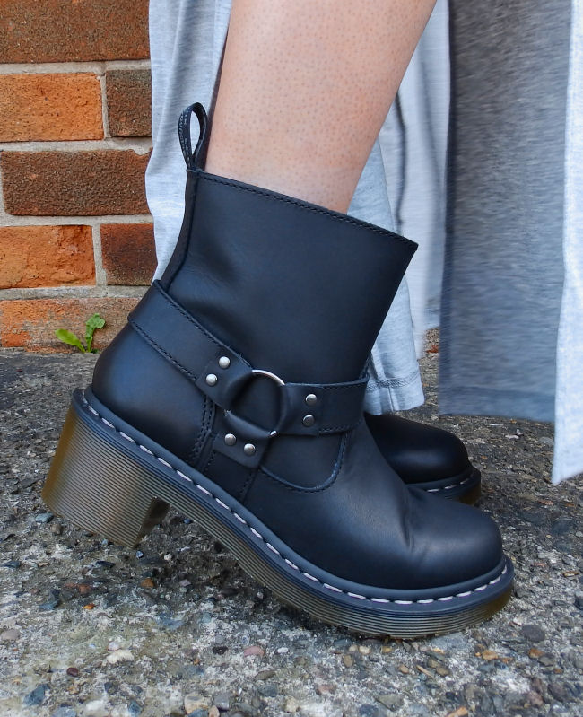 house of fraser dr martens