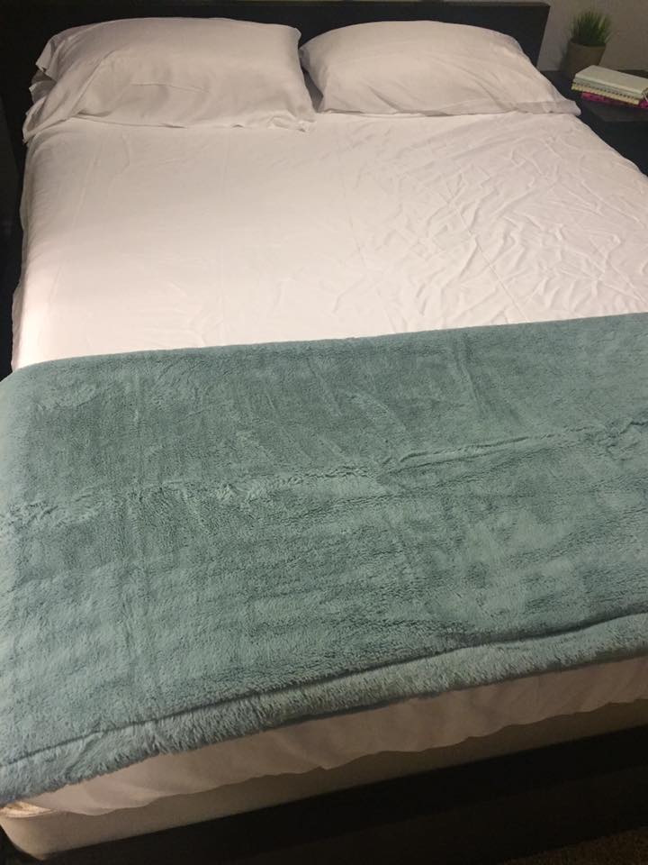 a little too jolley cariloha bamboo bedding review giveaway cariloha resort sheets review