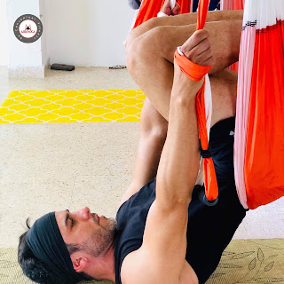 yoga aerien, aeroyoga, aeropilates, pilates, yoga, fitness, remise en forme, maigrir, nutrition, ayurveda, fly, flying, stage, formation, cours fly, flying, yoga