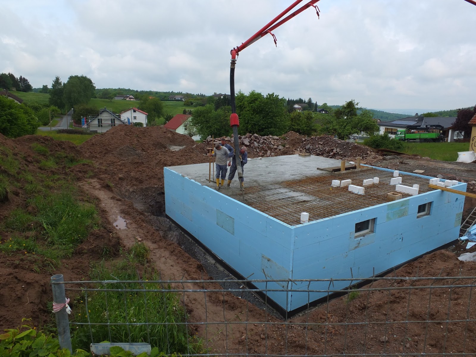 Bautagebuch Hassenroth: Keller Teil 5, Gießen der Kellerdecke