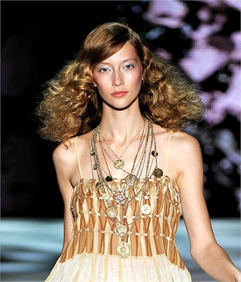 Eclectic Jewelry and Fashion: Trends: Multiple Necklaces