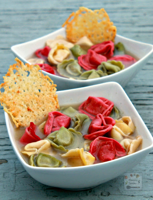 This very tasty soup is a huge time saver and great for those busy nights! No chopping or extra prep required to make this yummy Cheese  Tortellini and Pesto Soup.