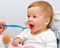 Πως ταΐζουμε τα παιδιά ανάλογα με την ηλικία τους - by https://syntages-faghtwn.blogspot.gr