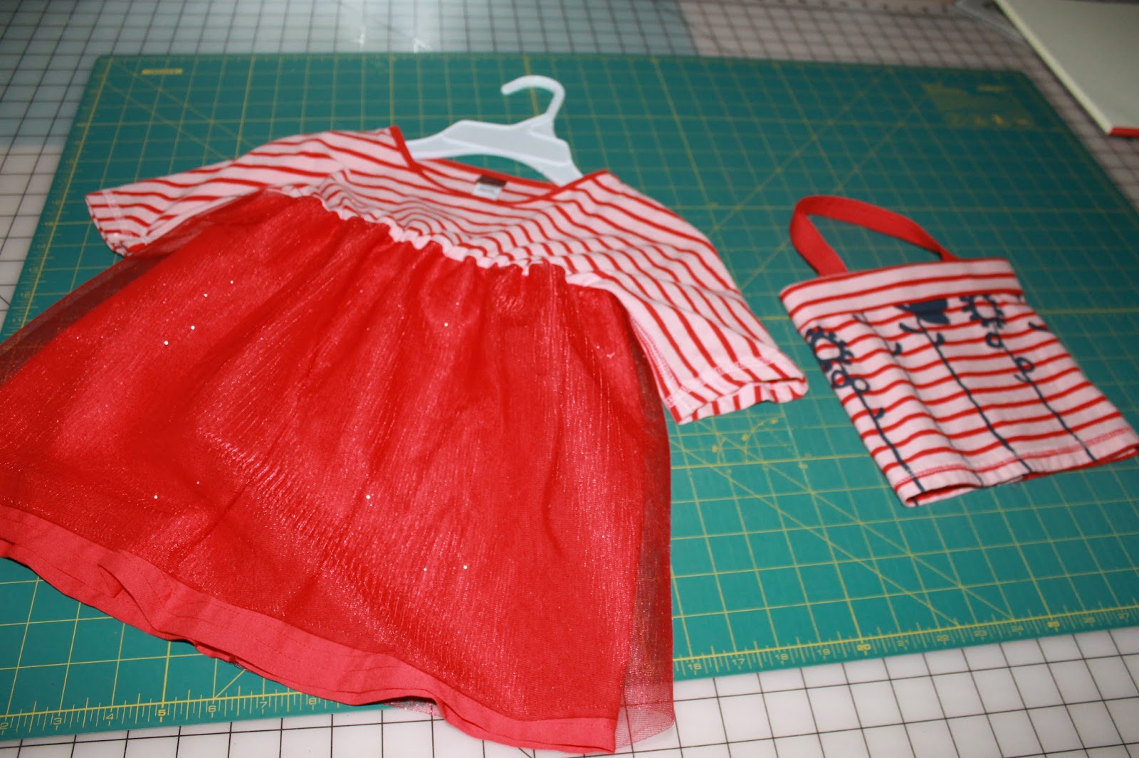 SunShine Sews... Pretty Little Party Dress