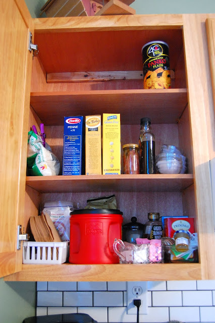 My So-Called Home: Organizing My Sister's Kitchen {On A Budget!}
