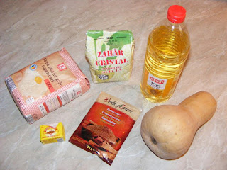 ingrediente pentru prepararea de cornuri cu dovleac si scortisoara de post, retete culinare, retete cu dovleac placintar, 