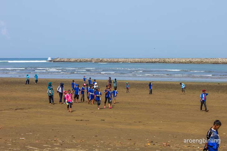 pantai logending kebumen