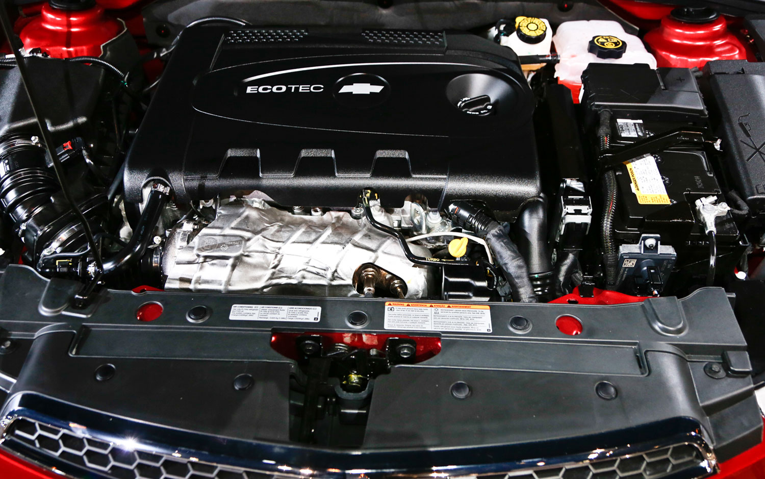 Ремонт двигателя круз. Мотор Шевроле Круз 1.4 турбо. Chevrolet Cruze 2014 двигатель. Двигатель на Шевроле Круз 2.0 турбо. Двигатель Шевроле Круз 2014 1,4 турбо.