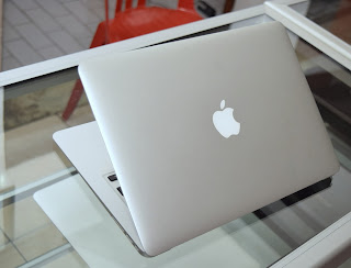 macbook air 13 inchi core i5 early 2015