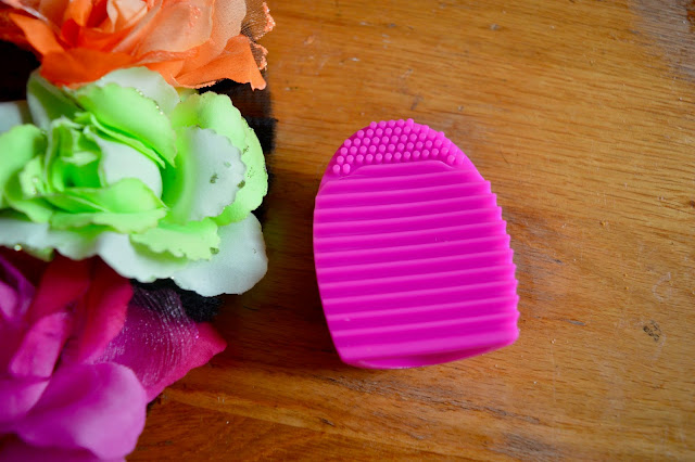 PS Silicone Brush Cleaner review