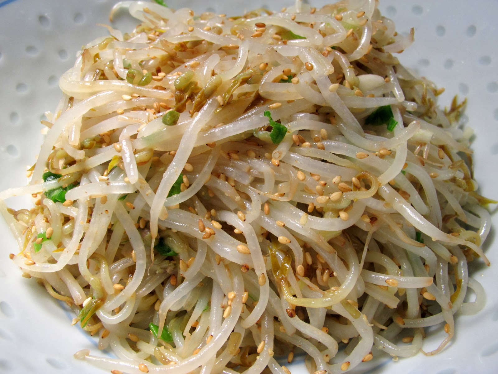 A Taste of Vietnamese Cuisine Vietnamese Fermented Pickled Bean Sprout